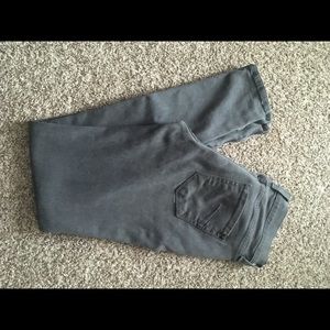 James Jeans Size 28 Twiggy with zipper